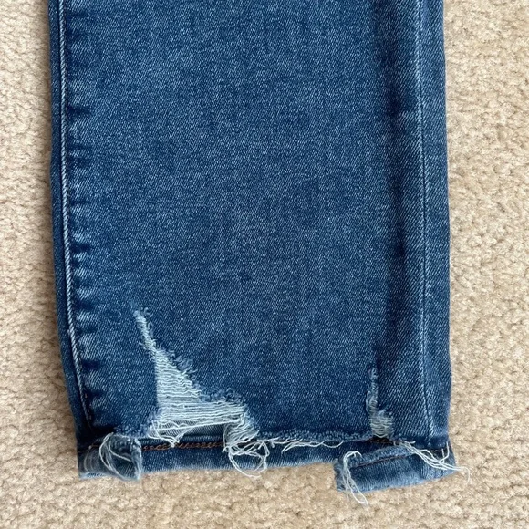 Express Medium Wash Cropped Flare High Rise Hyper Stretch Denim Jeans Size 8 - Picture 10 of 13